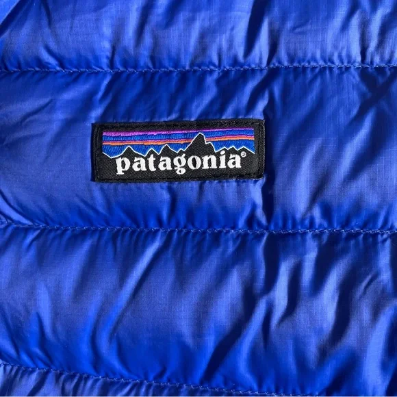 Patagonia NWT Men's Down Blue and Gray Puffer Jacket Size Small